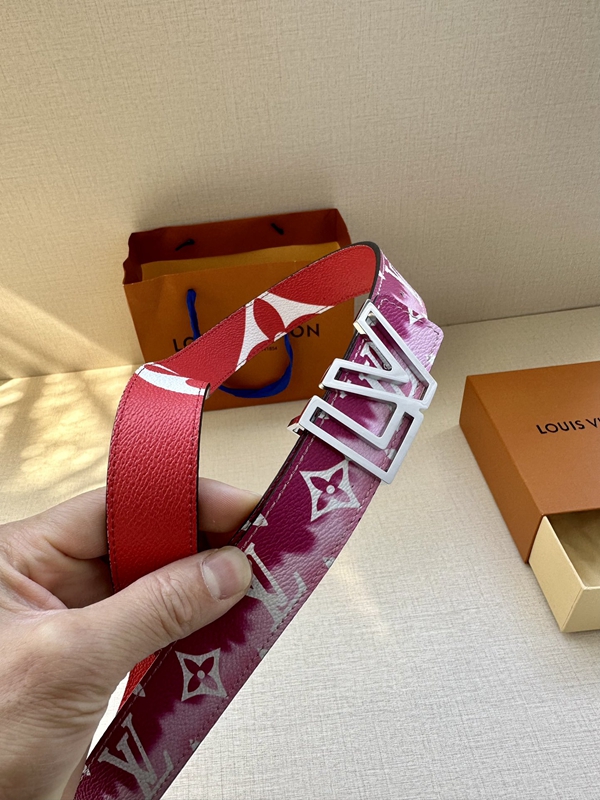 激安ルイヴィトンベルト側面デザイン